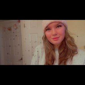 Meet your Posher, Corynne